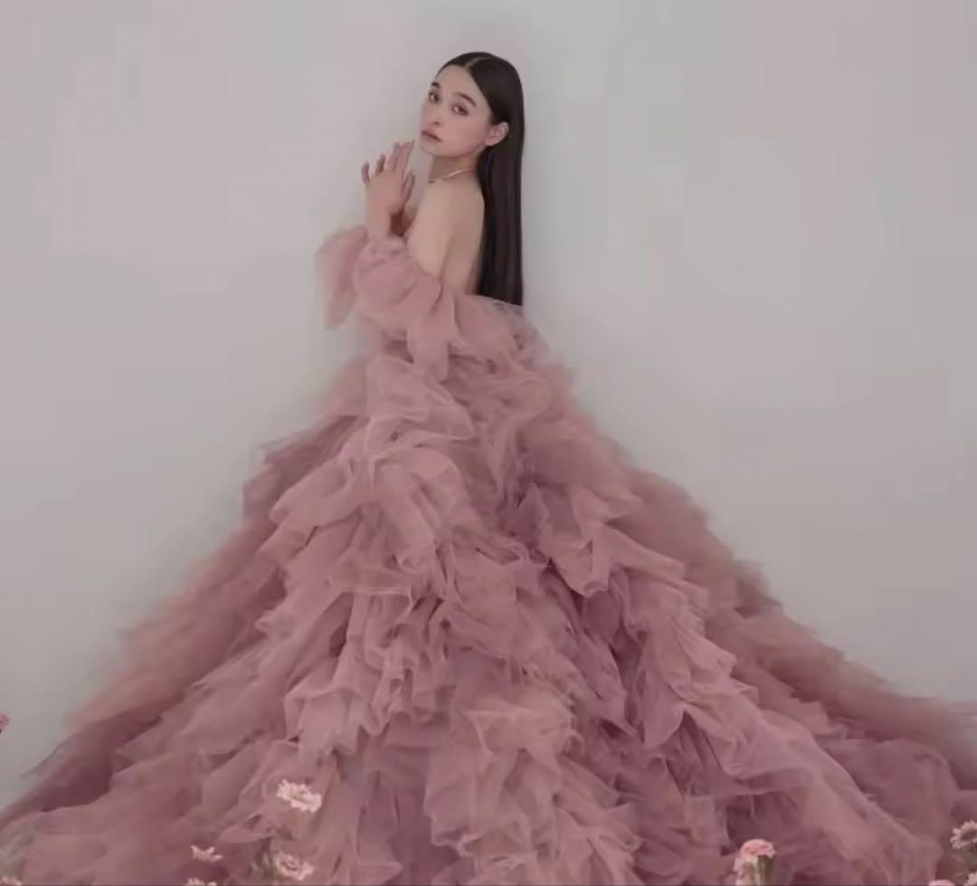 【極美品】フリル　ピンク　ウェディングドレス