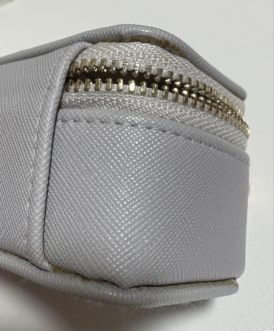 ete ピンクゴールド　ビジューピアス(両耳用)