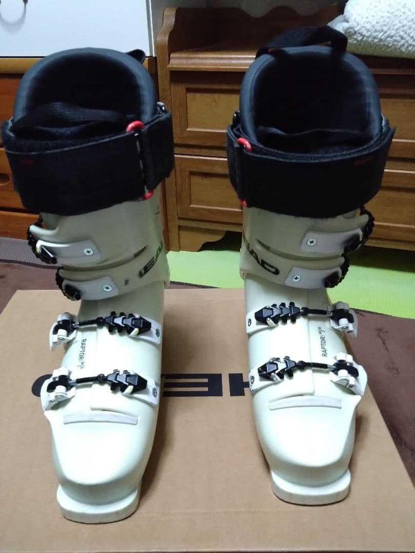 ヘッドスキーブーツR3