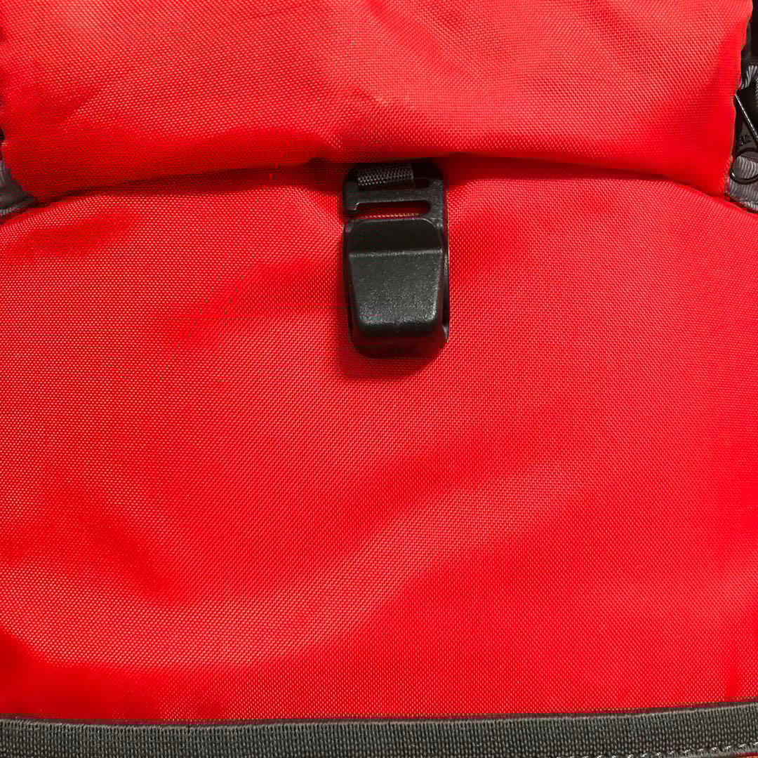 美品　廃盤レア　パタゴニア　スノードリフター　20L スノーボード着用可