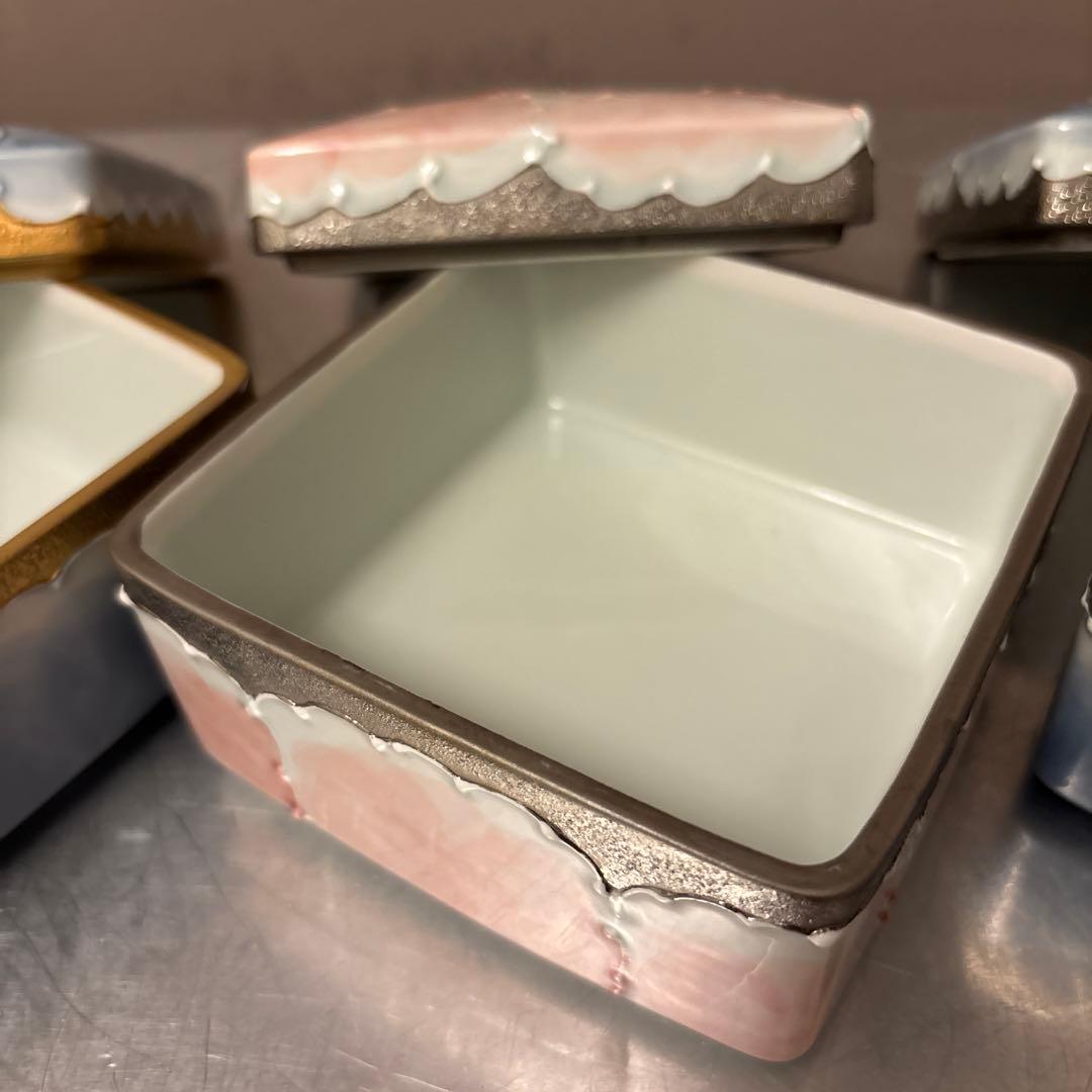 【美品】有田焼　文山窯　プラチナ牡丹　３セット　箱無し　お正月