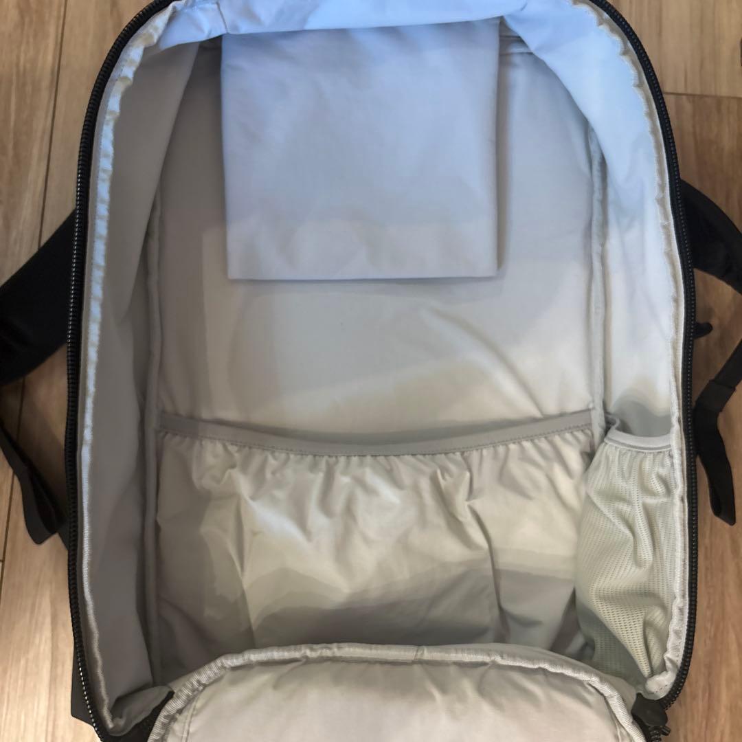 WEXLEY（ウェクスレイ） VERNON バックパック ブラック