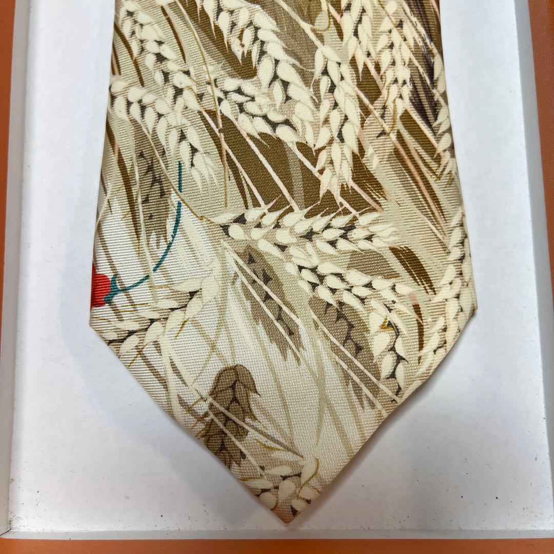 極美品　エルメス　ネクタイ　白ベージュ・赤　花柄　ボタニカル　総柄　結婚式