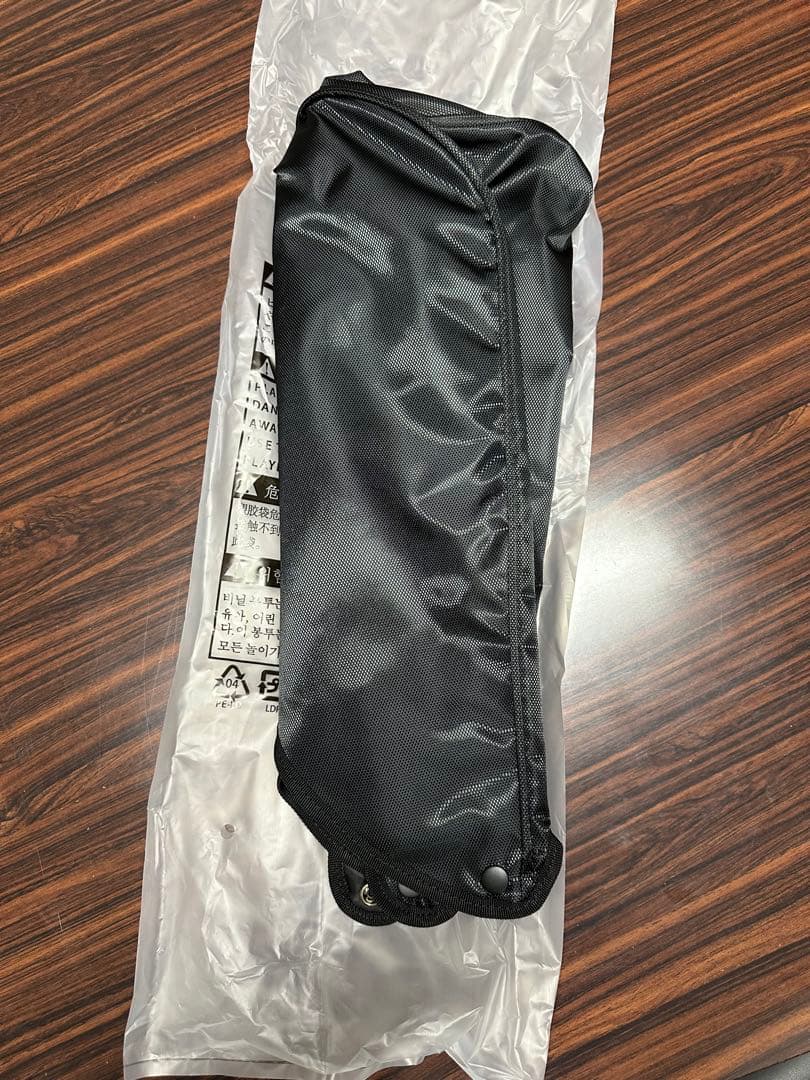 LOUDMOUTH レッドキャディバッグ