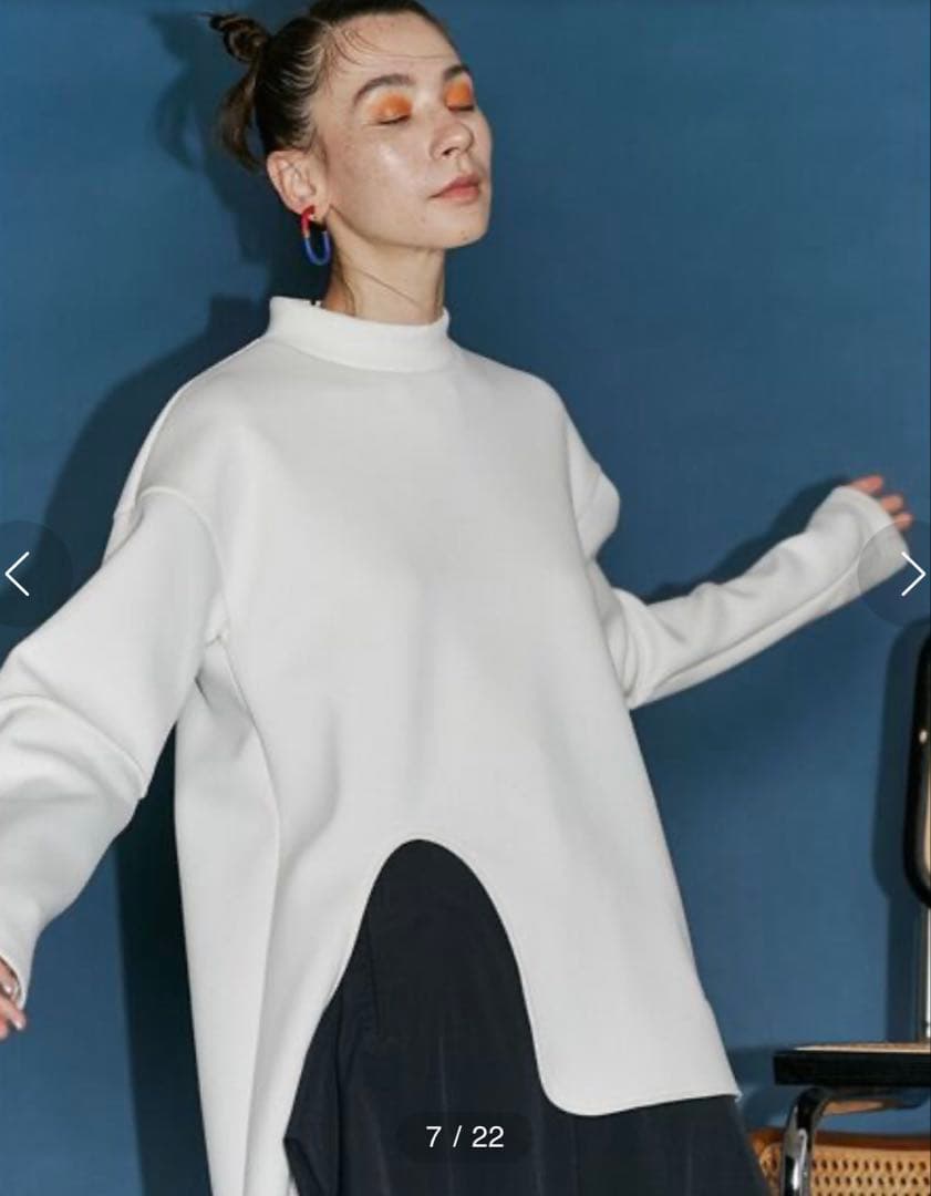 un3d カーブスリットトップス 38