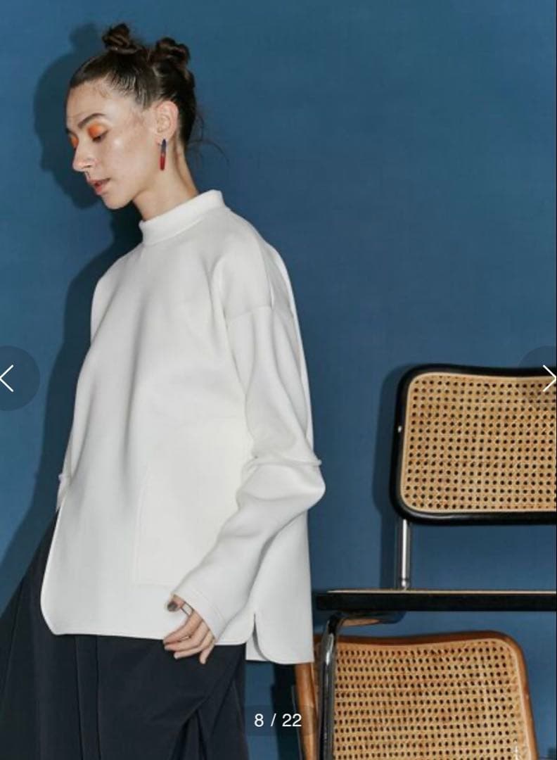 un3d カーブスリットトップス 38