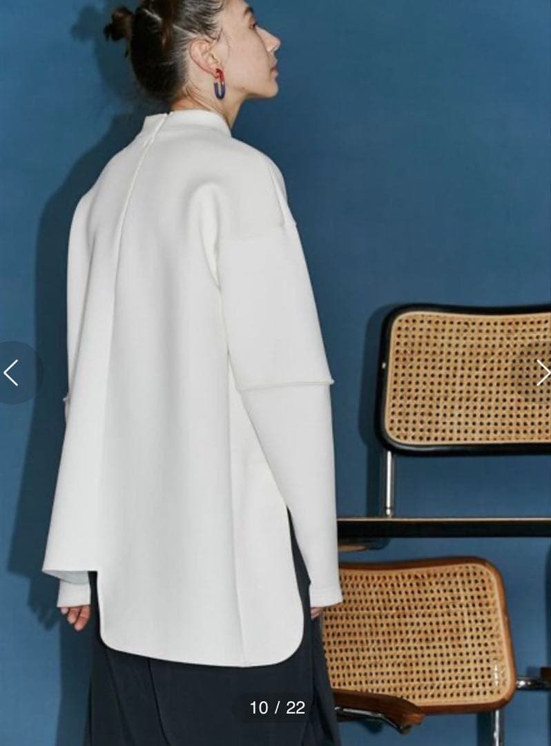 un3d カーブスリットトップス 38