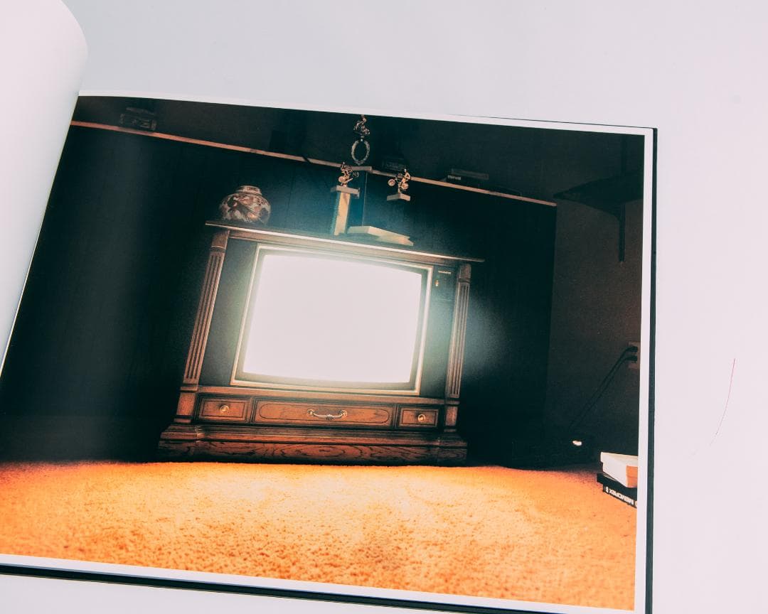 アート・デザイン・音楽 BETWEEN THE TWO Todd Hido