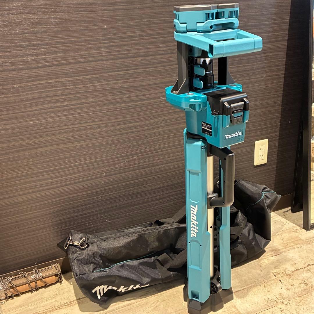 マキタ makita 充電式タワーライト ML814