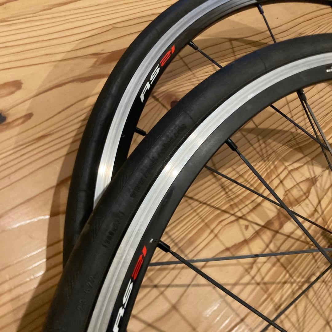 Shimano RS21 ロードバイク用ホイールセット タイヤ付き！