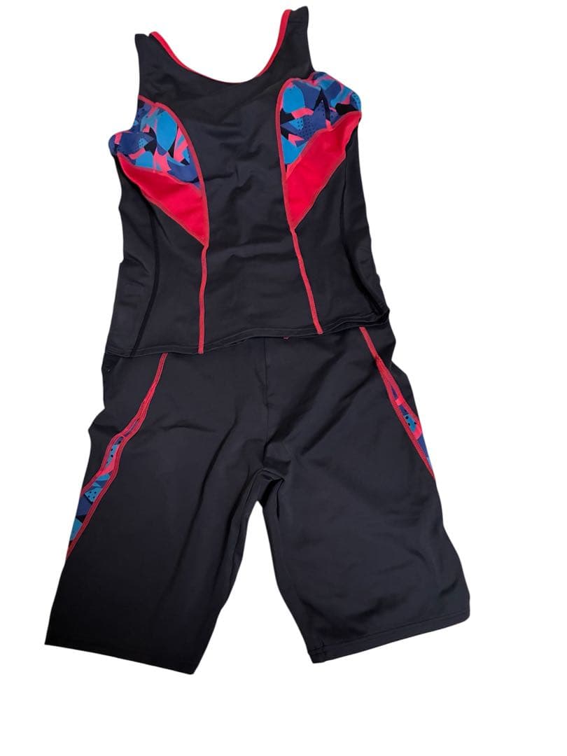 ⭐︎新品　ワコール13号　セパレート水着 黒/赤/青 カラフルデザイン