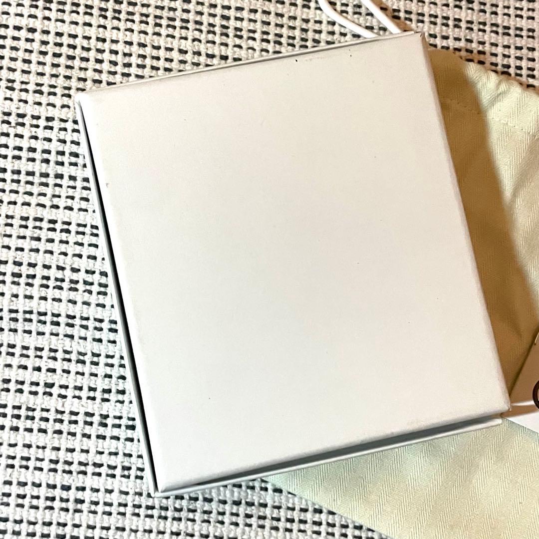 ロエベ アナグラム キーケース（ペブルグレインカーフ）