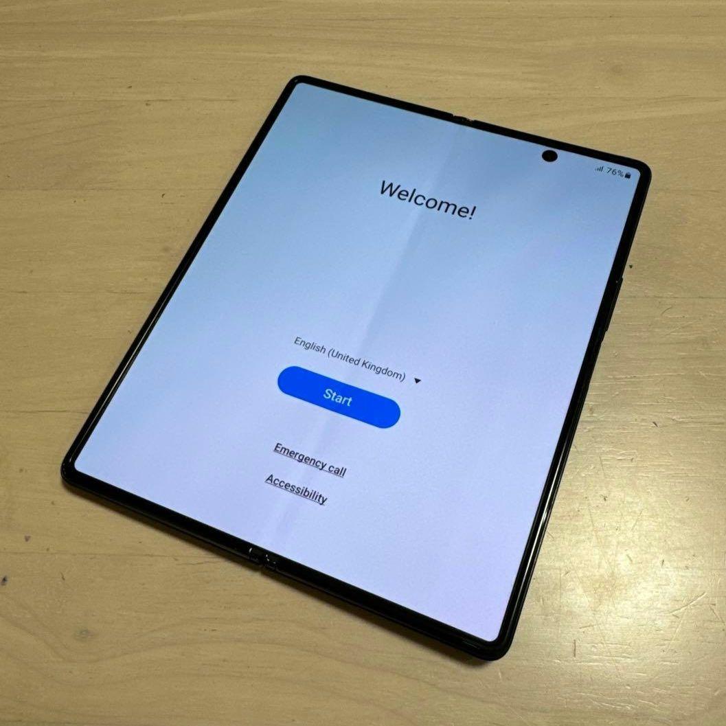 値下げ Galaxy Z fold 2 simフリー 海外版