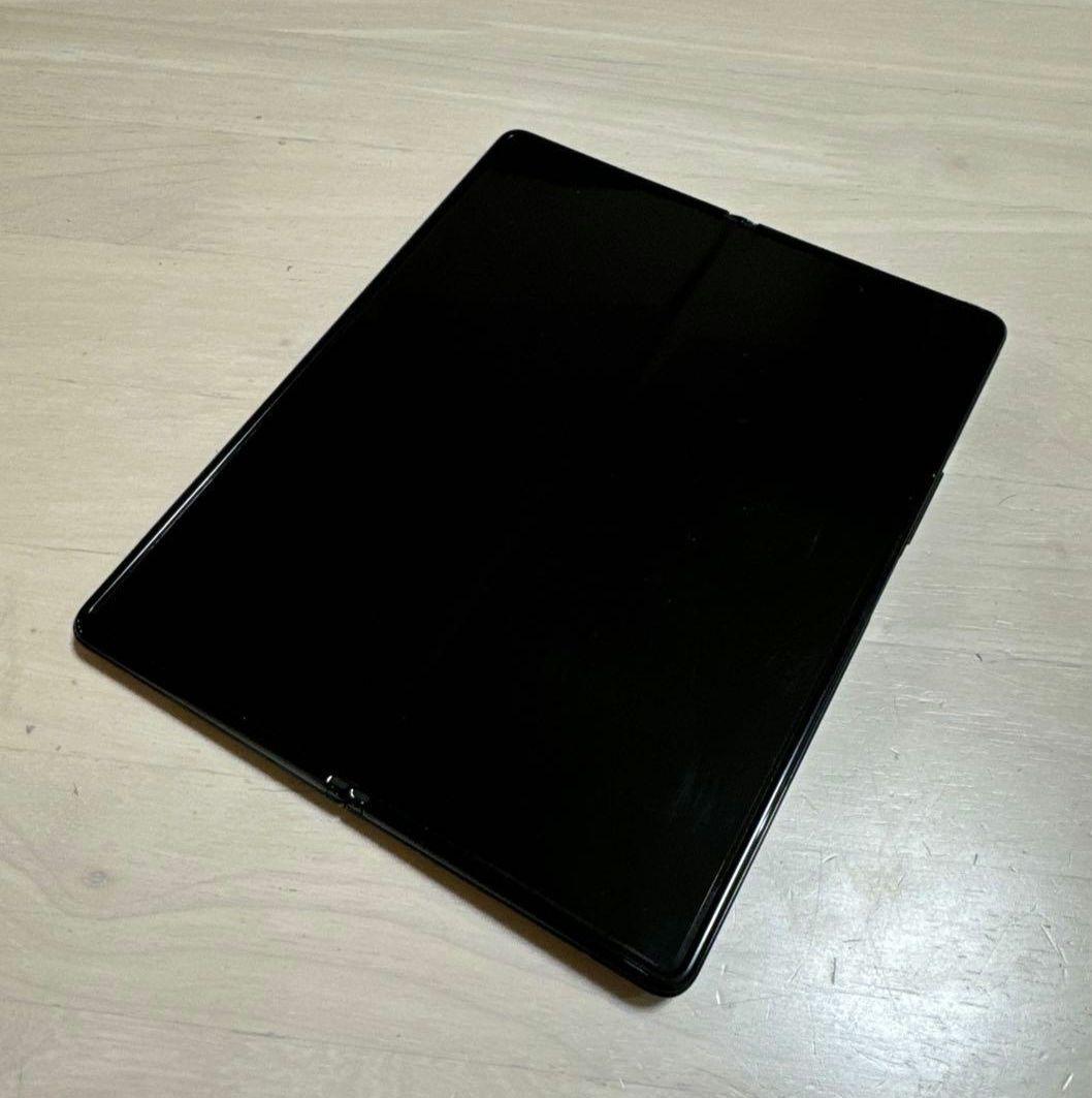 値下げ Galaxy Z fold 2 simフリー 海外版