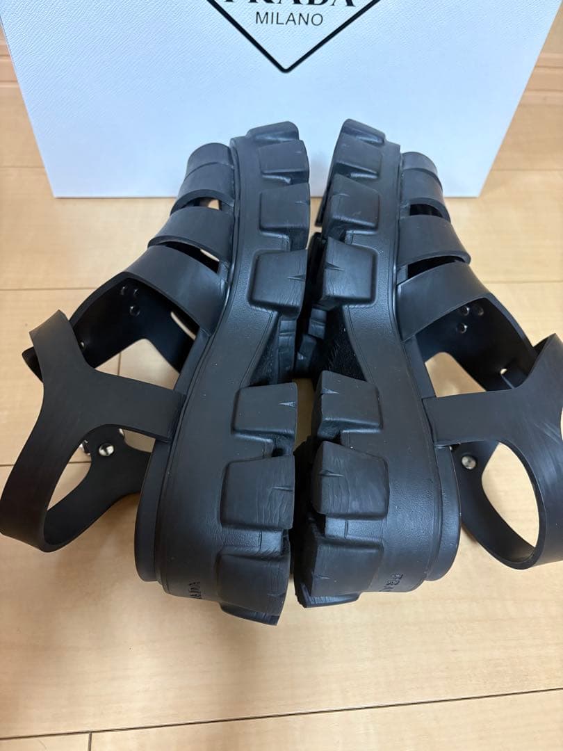 【PRADA】モノリス ブラック メンズサンダル ラバーサンダル 約27センチ
