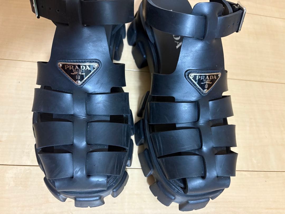 【PRADA】モノリス ブラック メンズサンダル ラバーサンダル 約27センチ