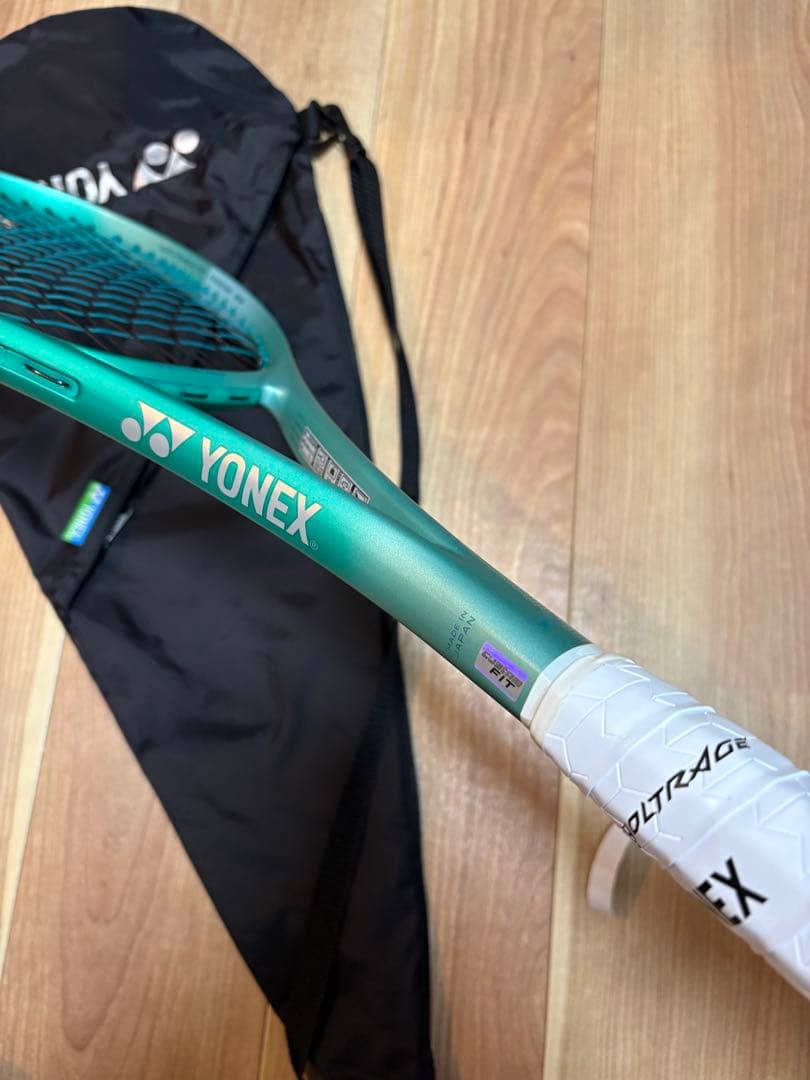 ヨネックス　ソフトテニスラケット　02ボルトレイジ7Vカスタムフィット