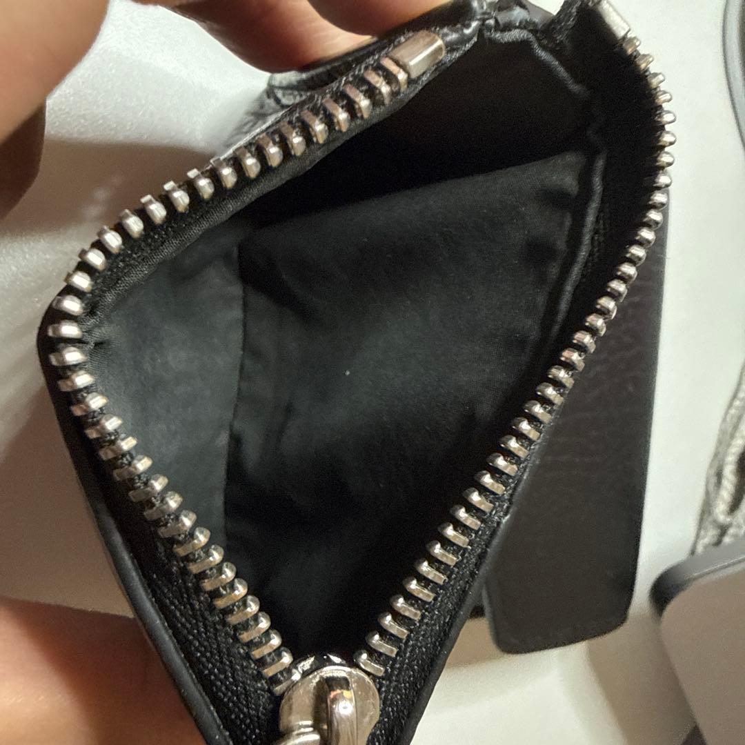 マルジェラ　ブラックレザー三つ折り財布