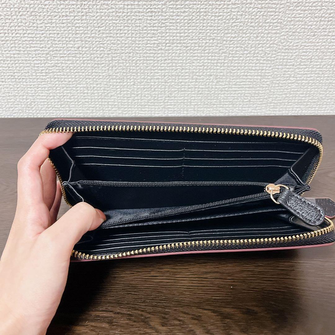 VivienneWestwood 長財布　ブラック　ゴールド　ラウンドファスナー