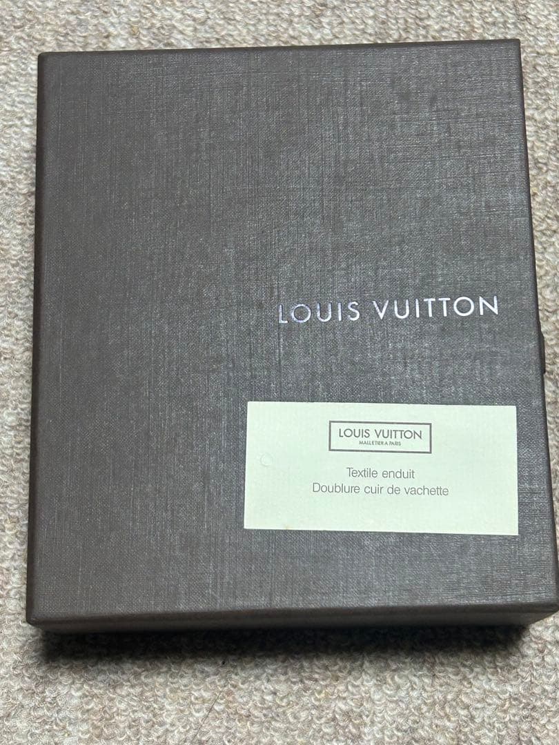 週末お値下げ！レア品　ルイ・ヴィトン ポルトモネプラ　新品未使用