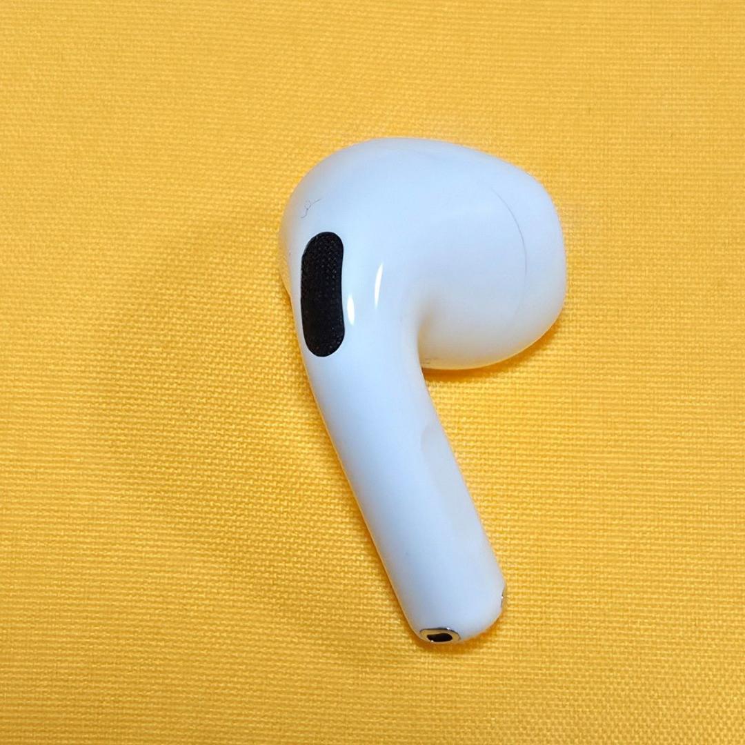 美品！AirPods4 第四世代 右耳 ノイズキャンセリング A3055 ANC