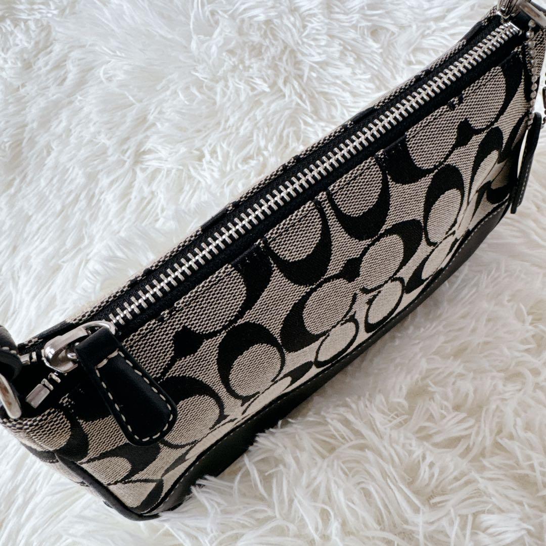 極美品✨COACHコーチ アクセサリーポーチ シグネチャー ワンショルダー 黒