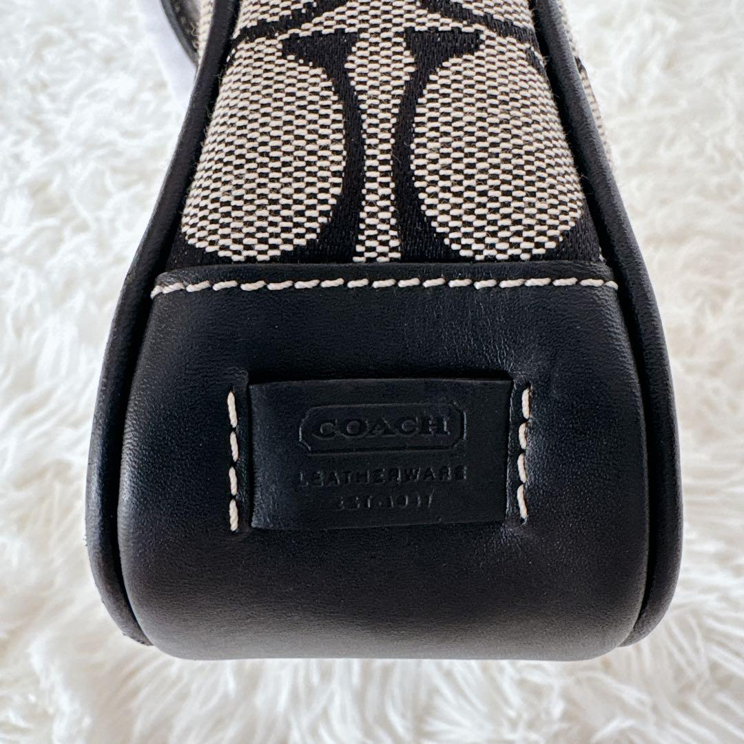 極美品✨COACHコーチ アクセサリーポーチ シグネチャー ワンショルダー 黒