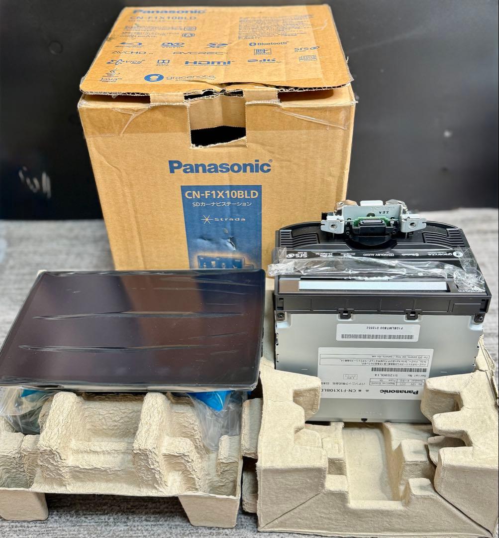 Panasonic 10インチ CN-F1X10BLD