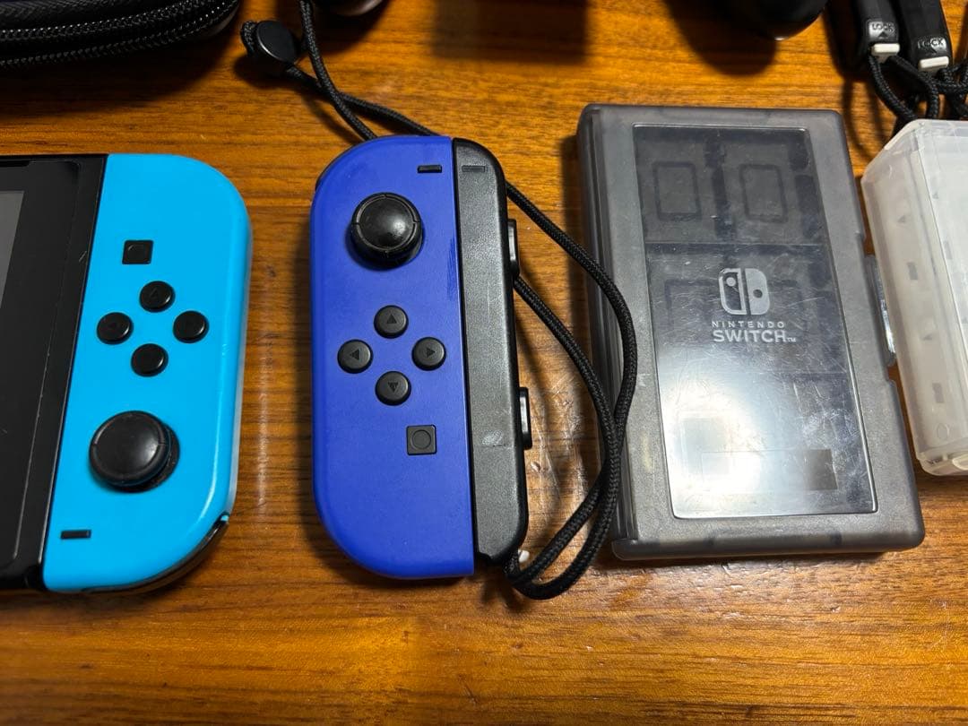 Nintendo Switch ネオンブルー/ネオンレッド 本体 収納ケース付き