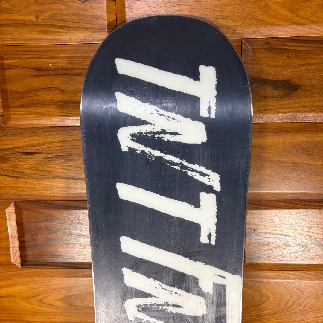 FNTC エフエヌティーシー TNTスノーボード 150cm 未使用級 超美品