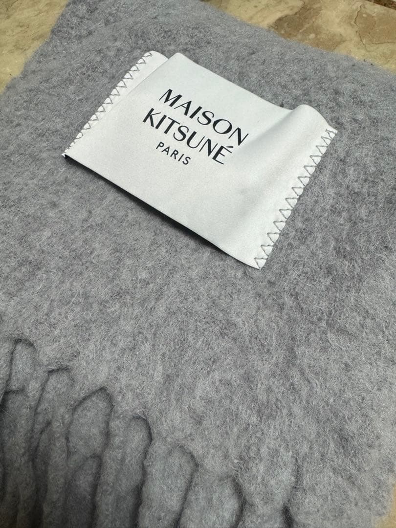 ⭐美品人気色⭐MAISON KITSUNÉ グレー アルパカ マフラー