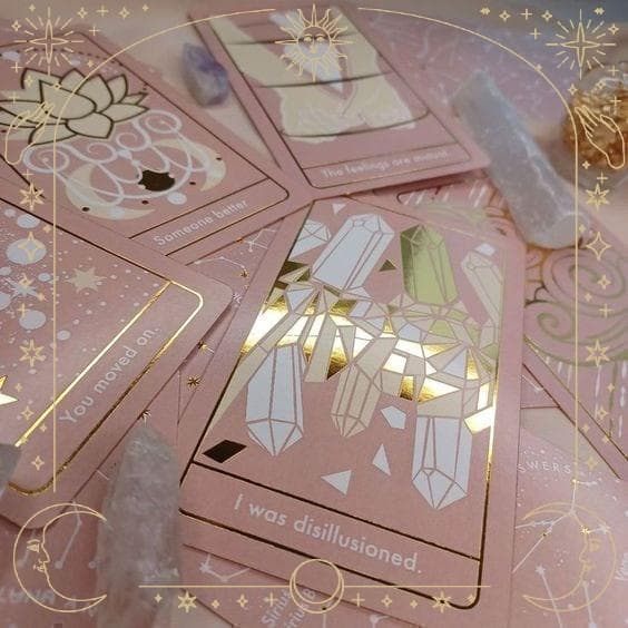 【正規品オラクルカード】金箔押しが美しくエレガント✨愛と人間関係に特化したデッキ