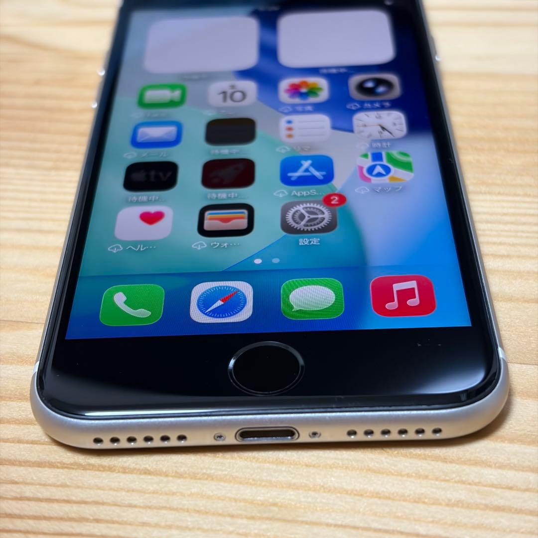 え*】様 バッテリー新品　iPhoneSE第3世代64GB SIMフリー　美品
