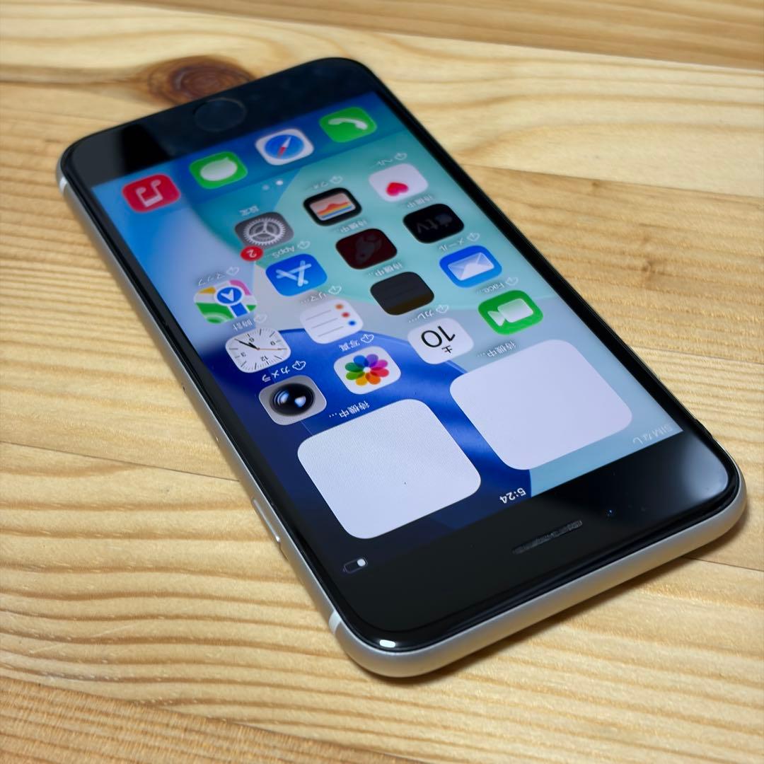 え*】様 バッテリー新品　iPhoneSE第3世代64GB SIMフリー　美品