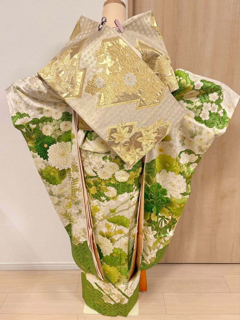 ♤Ren♤様用 振袖セット ヴィンテージ 白系 グリーン 金 MH2508214