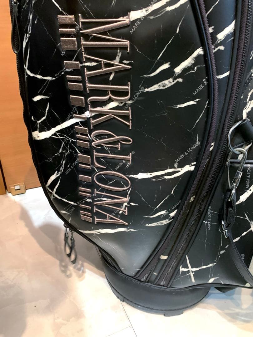 希少　即完売　マークアンドロナ　mark&lona キャディバッグ　大理石柄