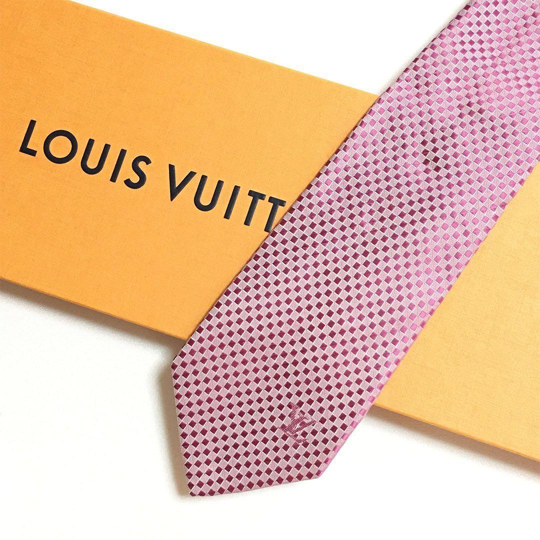 未使用級 ルイヴィトン Louis Vuitton ネクタイ ピンク ダミエ