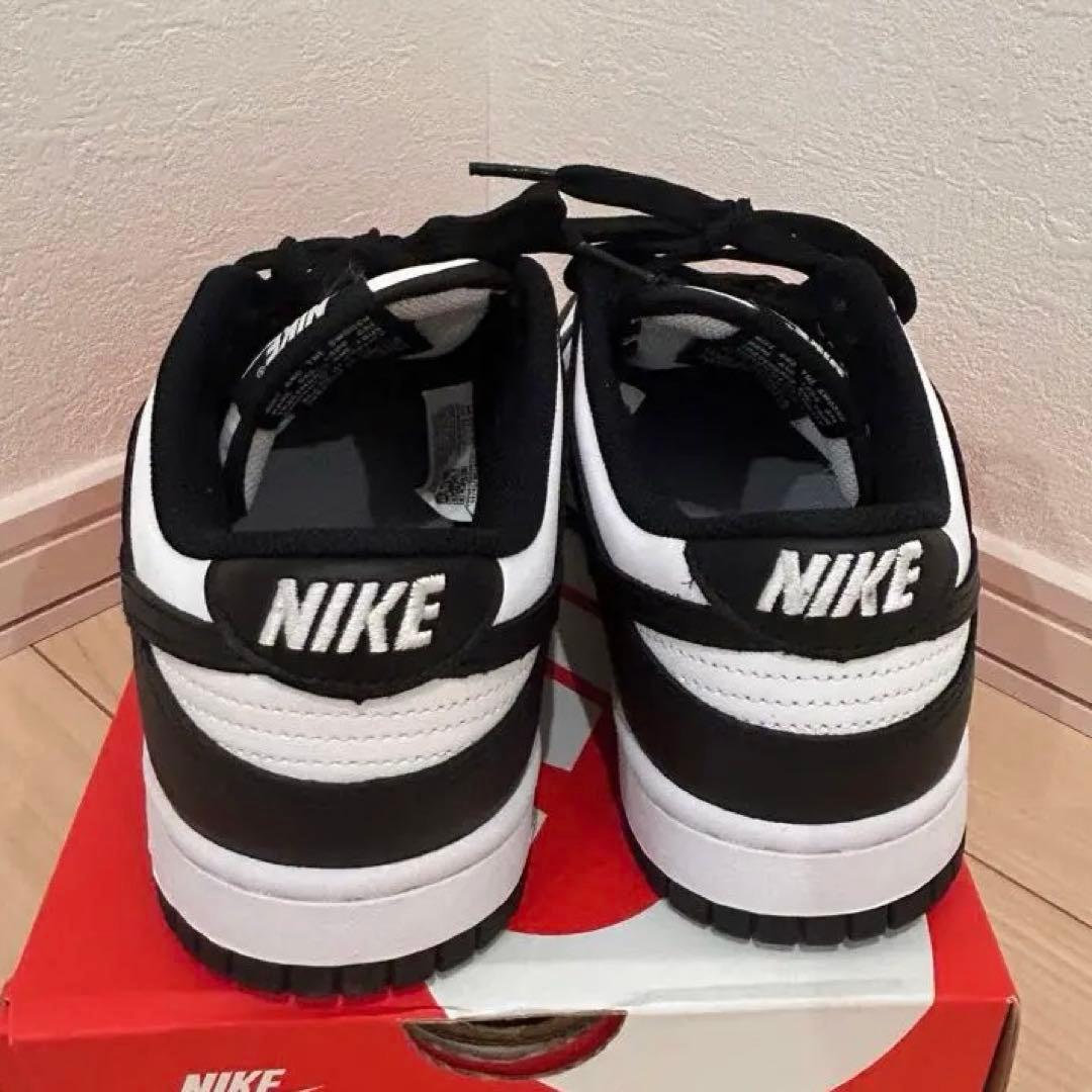 Nike Dunk Low ブラック/ホワイト