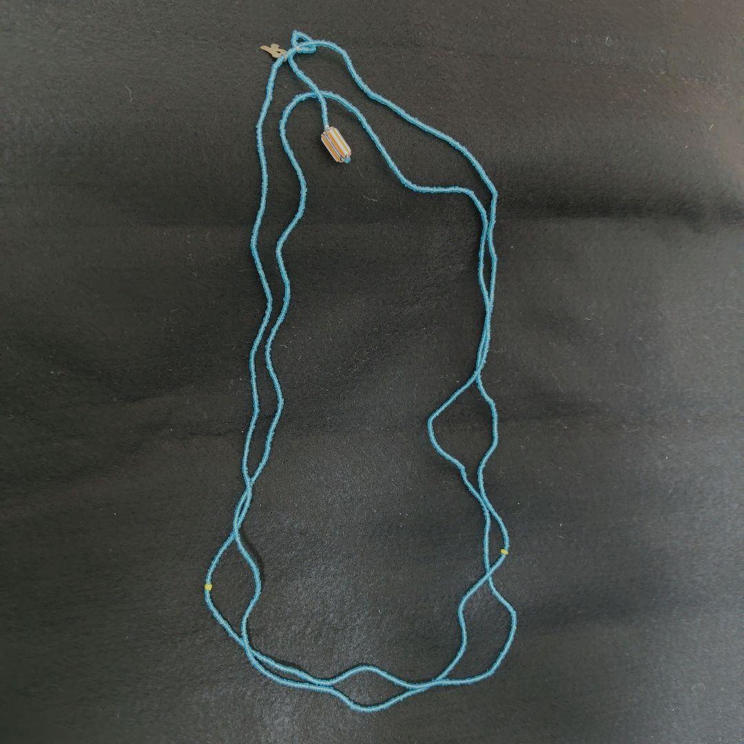 45rpm アンティークビーズのネックレス　ブルー　45rpmのピンのおまけ付き