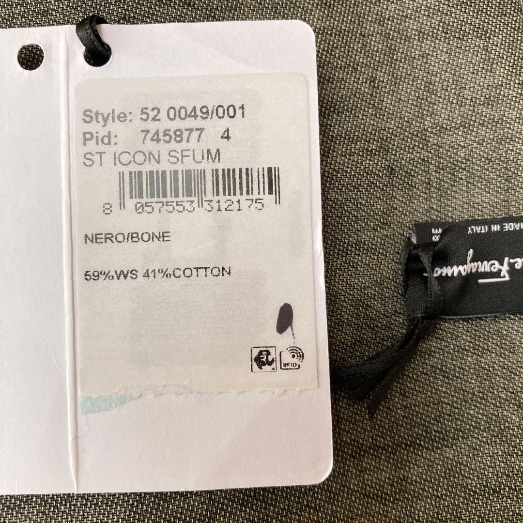 新品Salvatore Ferragamo マフラー NERO/BONE