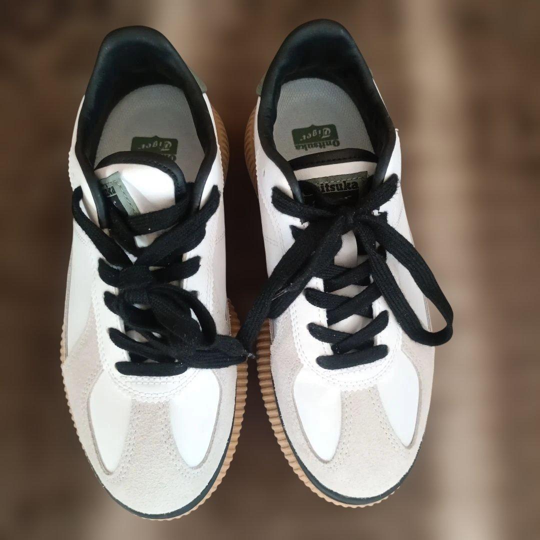 Onitsuka Tiger DELECITY　23.5cm