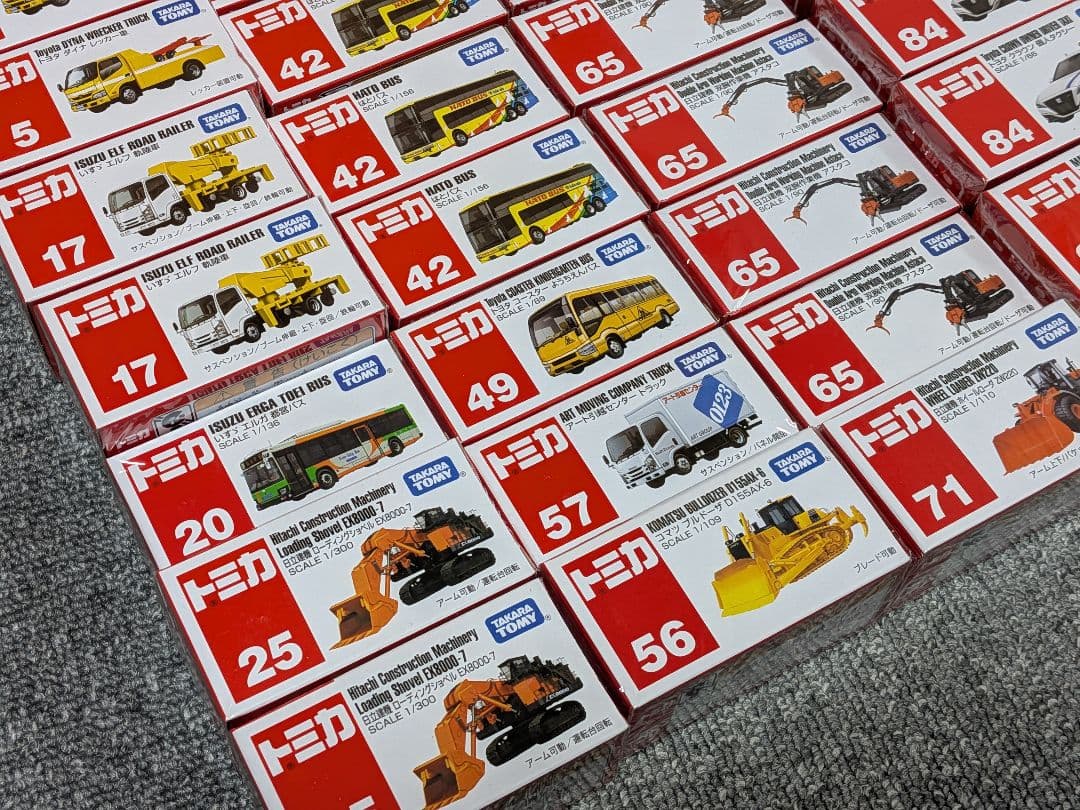 未開封新品トミカ＆ポケットトミカ　計70個セット