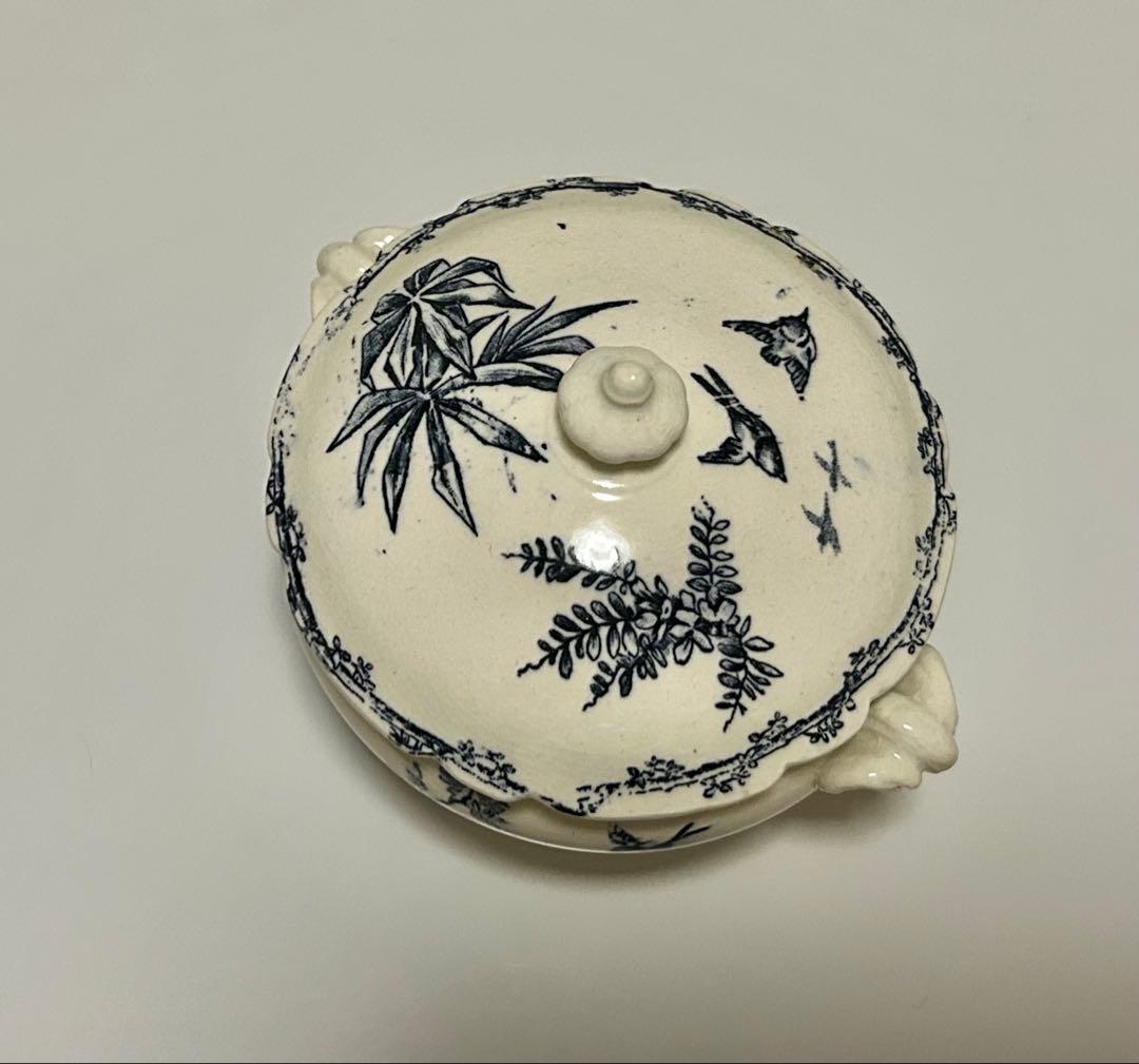 アンティーク　小物入れ