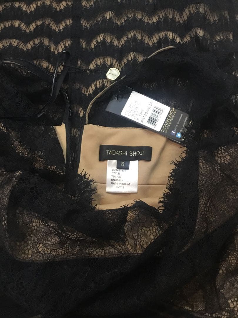 新品タグ付け☆ TADASHI SHOJI6 ブラック