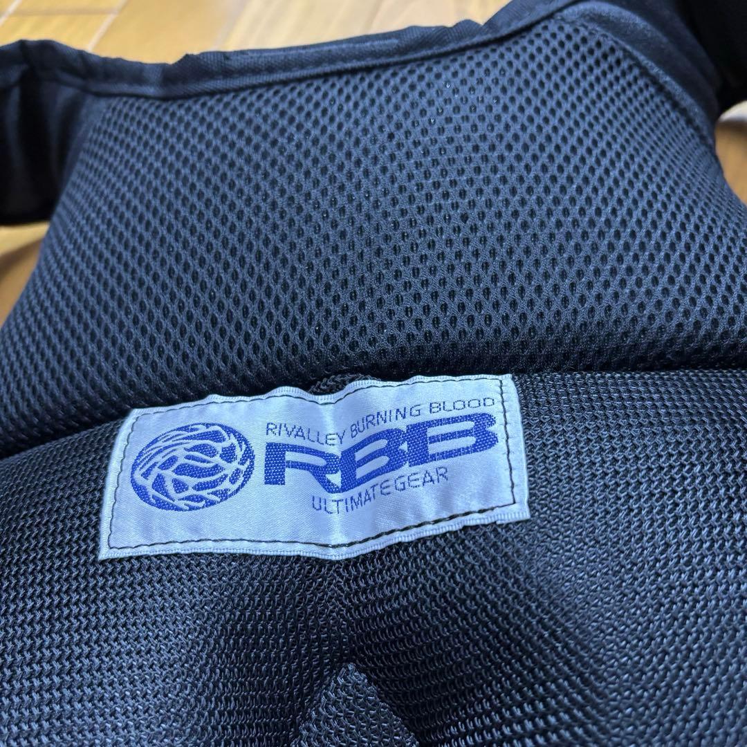 フィッシングベスト RBB ロックショアシューティングベスト