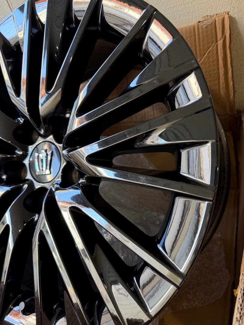 220系クラウン　ブラックスパッタリング　Sスポーツ　スタイル　純正ホイール