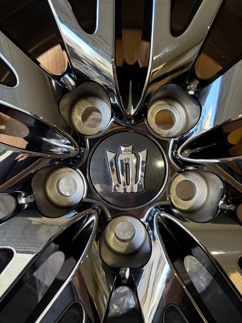 220系クラウン　ブラックスパッタリング　Sスポーツ　スタイル　純正ホイール