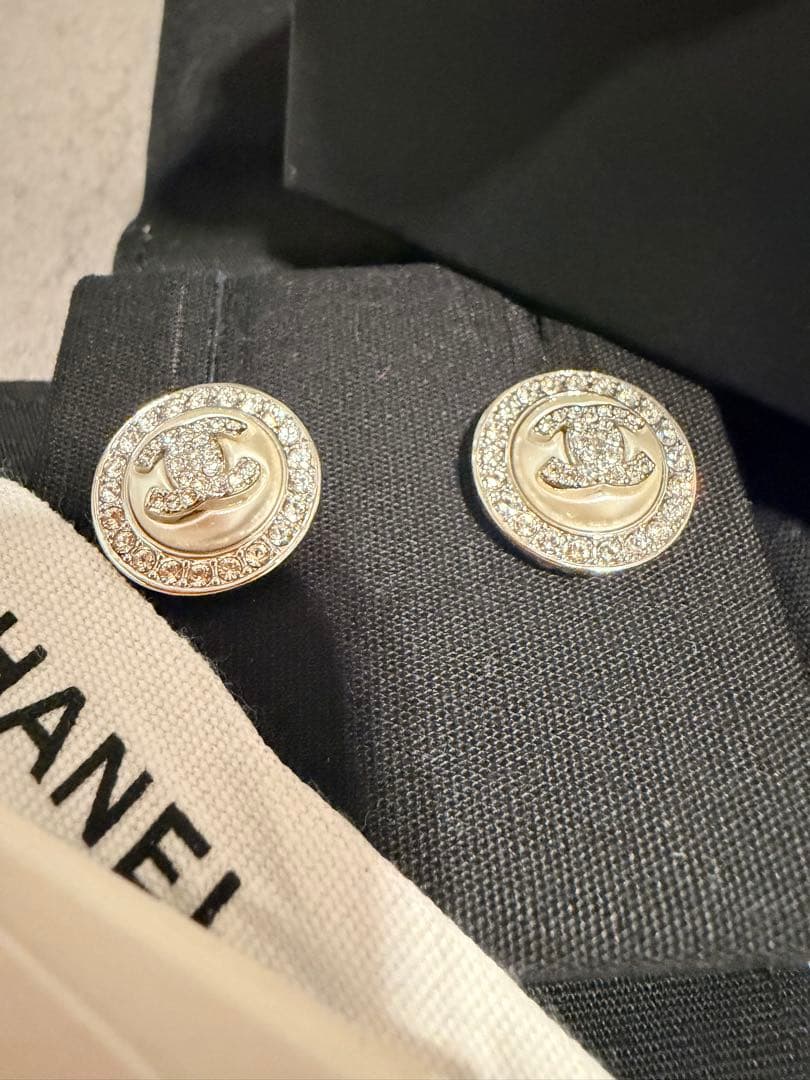 特別価格　CHANEL クリスタルパールロゴピアス　キラキラピアス
