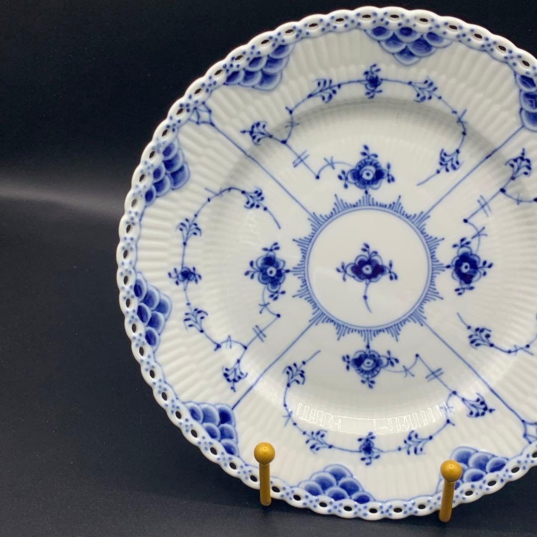 <専用です>ロイヤルコペンハーゲン・Φ19ブルーフルーテッドフルレース1086