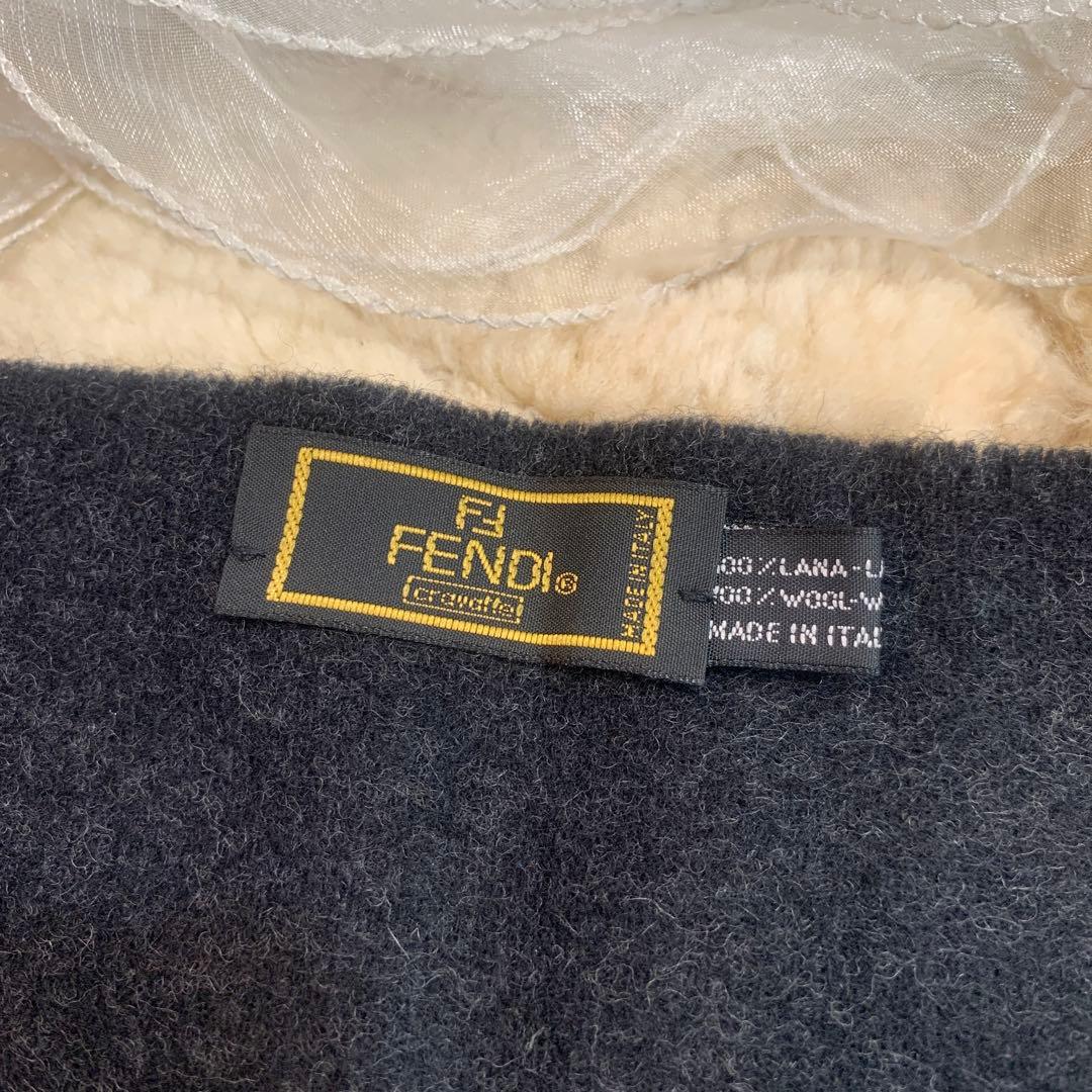 ☆新品同様☆FENDI ロゴ ウールマフラー ブラックｘグレー